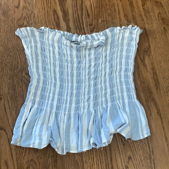 crop top - Picture 1 of 1